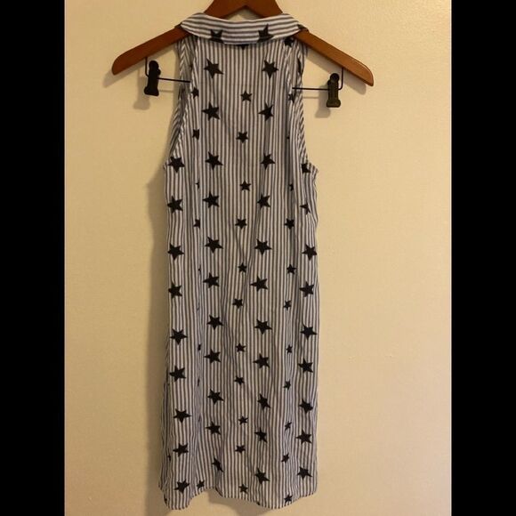 Skies are blue striped and star print dress‎ - Picture 4 of 4